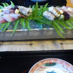 琵琶湖産鰻の焼霜、自家製鯉のあらい