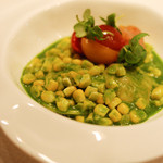 Jean-Georges Tokyo - チャードコーンラビオリ　チェリートマトとバジル