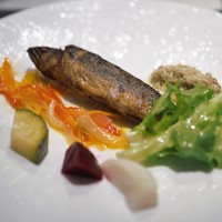 Lien - 宮崎県産アユの丸ごとコンフィ―のソテー　パプリカマリネ　ブランダード