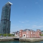 エアーズカフェ - ちょっと傾いて見えますが大丈夫です。
      ご安心ください。