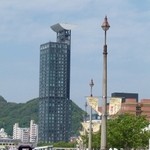 エアーズカフェ - マンションのタワーです。