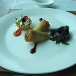 中国料理 「チャイナブルー」 - 料理長おすすめ点心三種