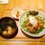 BOND - 料理写真:サーモン丼