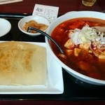 龍記 - 日替りランチ(麻婆叉焼麺+餃子4個)