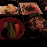 麓屋 京王プラザホテル - 天ぷら、サラダ、おばんざい
                