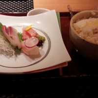 麓屋 京王プラザホテル - お刺身とご飯