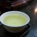 新純香 茶業有限公司 - 四季春。