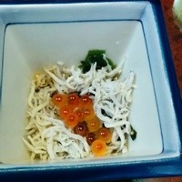 鯛よし百番 - お通し（オードブルと併せて１０００円）