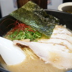 menyajun - 豚骨スープ焼豚醤油ラーメン