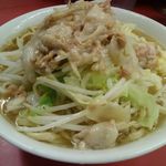 ラーメン二郎 桜台駅前店 - （2015.8.12.）小ラーメンカタメ、ニンニク、アブラまし