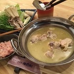 Umineko Ya Tenjin Ten - じっくり煮出した白濁スープの博多水炊き