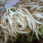 三宝中華料理 - ラーメンの麺はこんな感じ(2015.08.14)