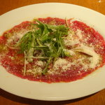 びすとろ UOKIN - 2010/05　和牛もも肉カルパッチョ　アンチョビケッパー(５８０円)。