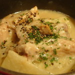 びすとろ UOKIN - 2010/05　和牛　牛もつ煮込み　白味噌仕立てＳＴＡＵＢで(６８０円)。