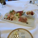 ザ・フジヤ - 配置