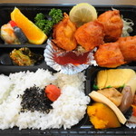 鳥喜 - むねから弁当 500円