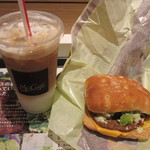 マクドナルド - アボカドビーフ、アイスカフェラテ