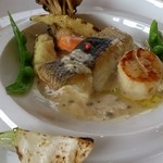 レストラン ワタナベ - ランチのメイン(魚)