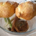 レストラン ワタナベ - パンは焼きたて