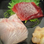経堂らかん茶屋 - 地魚天ぷらと刺身の定食(刺身)