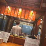 Gyuutan Iroha - お店の1番目立つ場所が焼き台