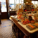 A la Mère de Famille - 2013.11