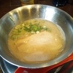 らーめん 極 - 白とんこつ細麺