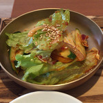 イル チュール - 参鶏湯(サラダ)