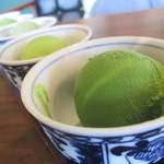 茶フェ ちゃきち - 日本茶ジェラート  800円
            （ほうじ茶・玉露・玄米茶・抹茶一段・抹茶五段）
