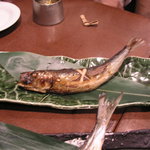 原始焼・二代目・魚々子 - コースの一品（お魚、1人一尾）