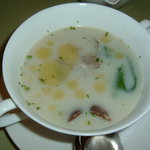 コルテロ - 本日のスープ（あさりとほうれん草）