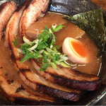 「かさねちゃーしゅー」この豚のボリューム！