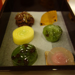 カフェ・ドン バイ スフェラ - 嘯月さんの和菓子が選べます。