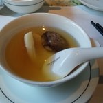 ヘイフンテラス - 干ししいたけと金華ハムの澄ましスープ