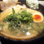 麺屋 風火 - 塩とんこつ（ｽﾄﾚｰﾄ細麺）750円