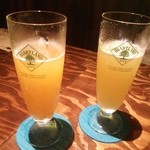 IGOSSOU オリエンタル - 左マンゴービア、右パインビア