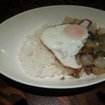 IGOSSOU オリエンタル - ガパオライス