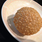 故宮 - 胡麻団子