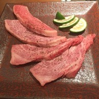 焼肉家 KAZU 神楽坂 - 