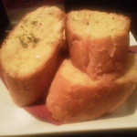 バーアムスルーム - ガーリックトースト