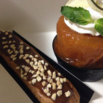 カズノリ イケダ アンディヴィデュエル - エクレール キャラメルサレ（350円）とババ オ モヒート（520円）