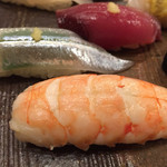 甘酢で〆られたエビ