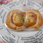 世田谷の郷 - ハムとチーズその他の惣菜パン