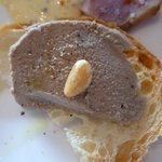 ラ バルカ - 地鶏のクロスティーニ