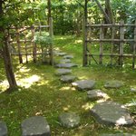 旧細川刑部邸 喜遊亭 - 茶室の周りは静寂で包まれています