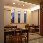 2Plats - 店内