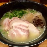 永楽 - 焼豚らーめん、麺固めで！