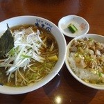 名代支那そば　まると本店 - 極にぼランチ680円(税別)