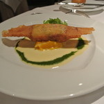 ラ・トルテュ - 花咲ガニのブリック
      カボチャのエクラゼ、ブールブランソース