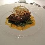 ラ・トルテュ - カスベのコンフィのムニエル